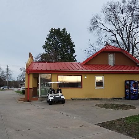 Budget Inn - Keokuk エクステリア 写真