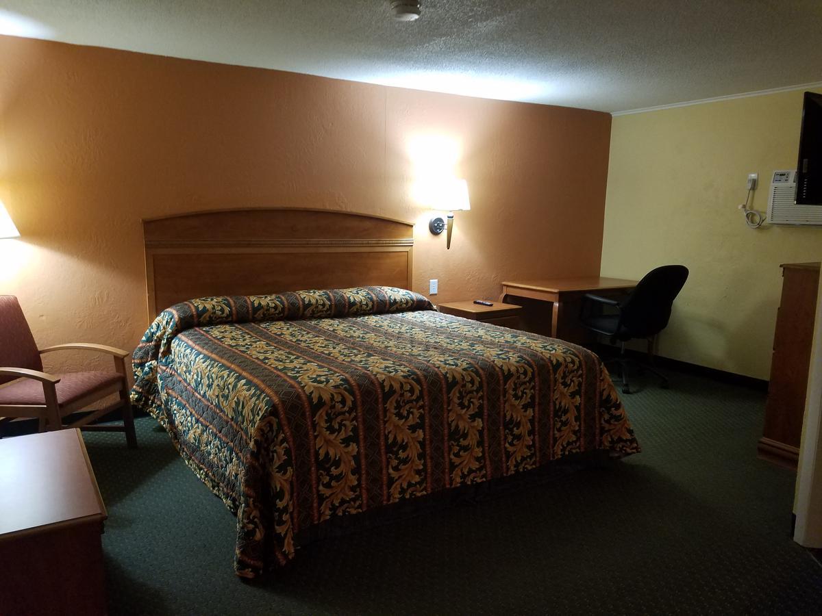Budget Inn - Keokuk エクステリア 写真